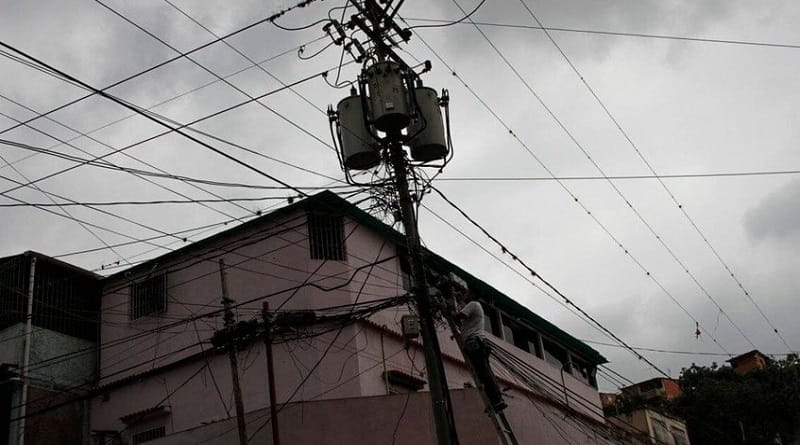 Al menos cinco zonas de El Hatillo no tienen servicio eléctrico desde este lunes