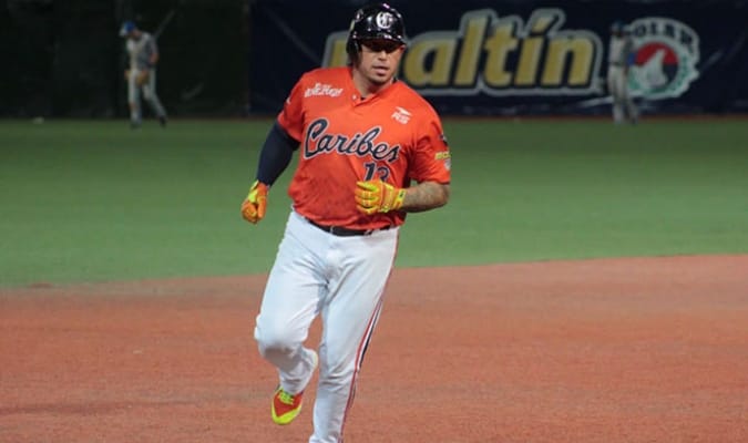 Asdrúbal Cabrera se disculpó tras la pelea con Carlos Castro