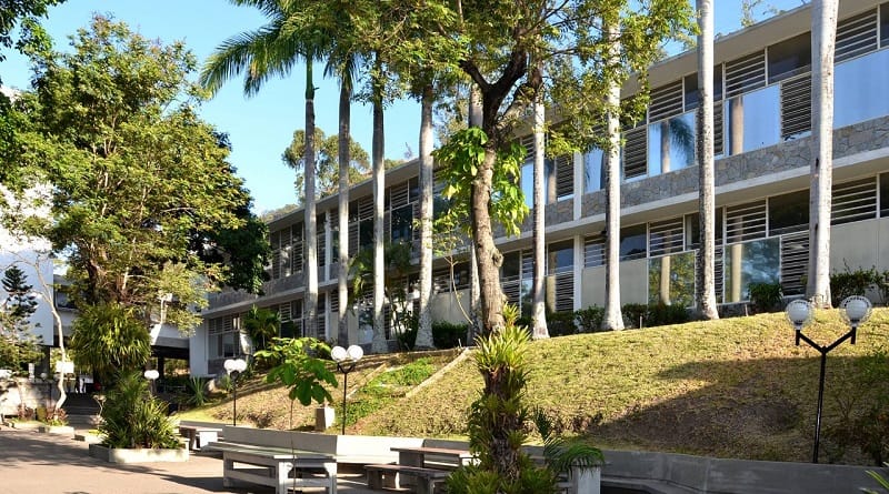 Falleció niño al caer de una altura de siete metros en el colegio Humboldt