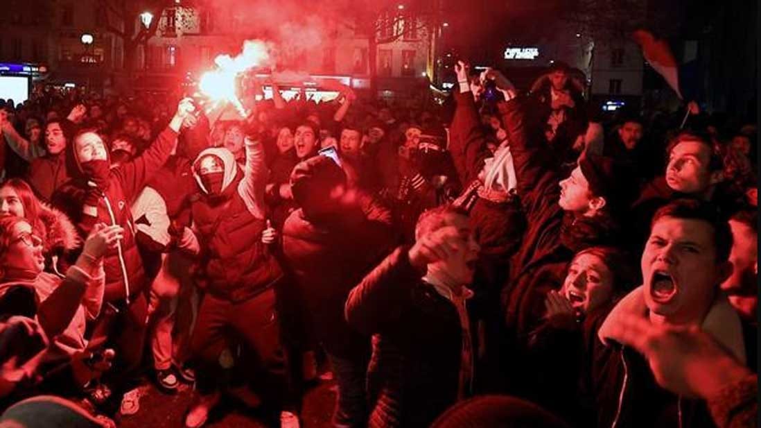 Un muerto y al menos 250 detenidos dejó la celebración de la victoria de Francia 