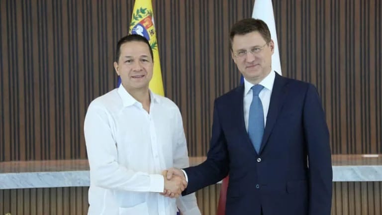 Ministro de Rusia llegó a Venezuela para afianzar tratos con El Aissami