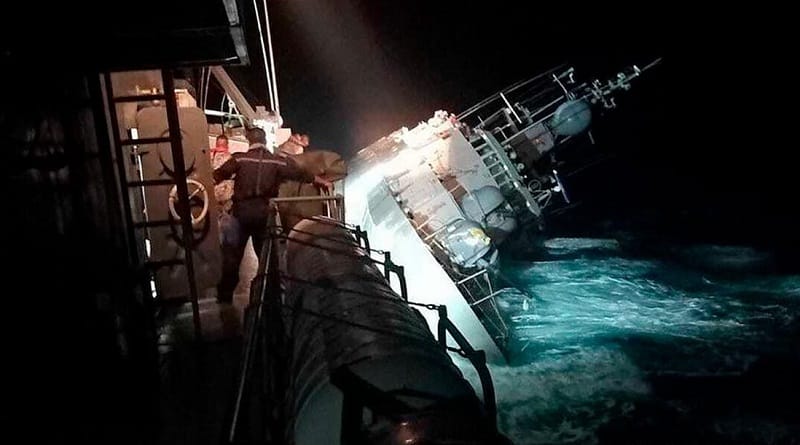 Un barco de la marina de Tailandia naufragó y dejó 33 desaparecidos
