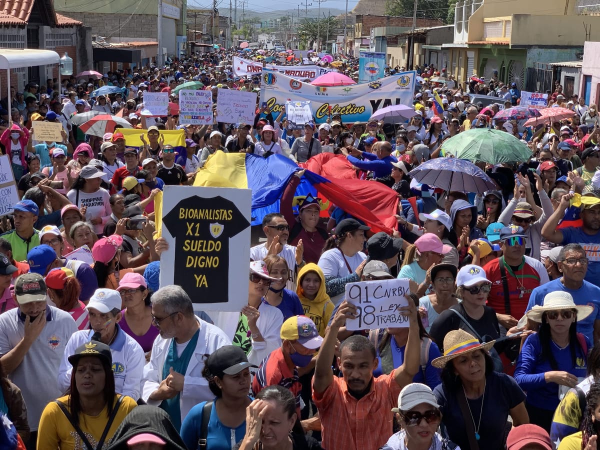 Gremio de maestros estima una paralización general de las actividades en Sucre