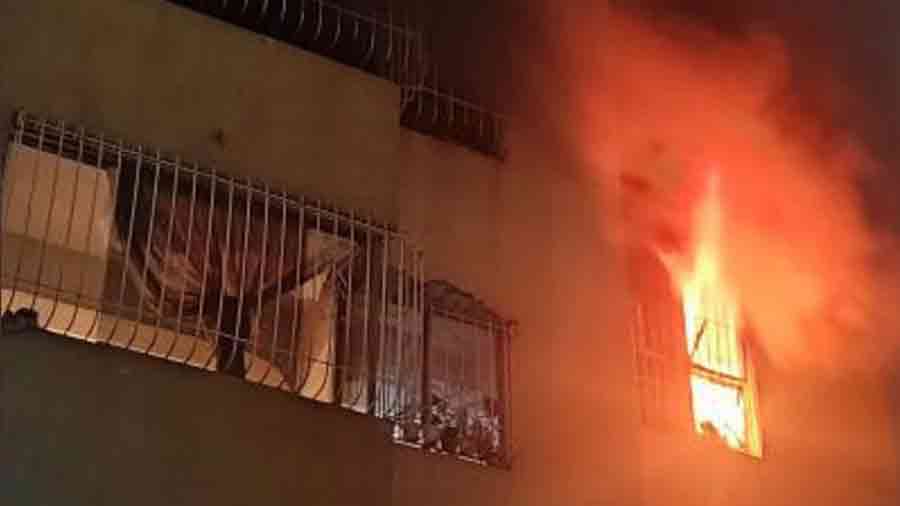 Incendio dejó una persona y una vivienda afectada en Santa Teresa, Caracas