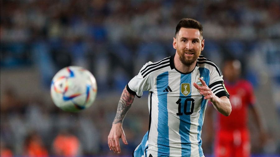 Messi llegó a su gol número 100 con la selección argentina