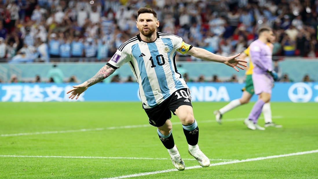 Argentina derrotó a Panamá con el gol número 800 de Messi