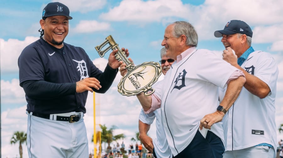 La llaves de la ciudad de Lakeland fueron otorgadas a Miguel Cabrera