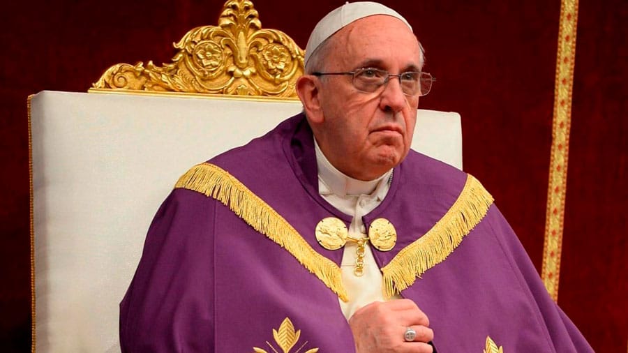 El Papa no asistirá a varias misas de la semana mayor hasta estar mejor de salud