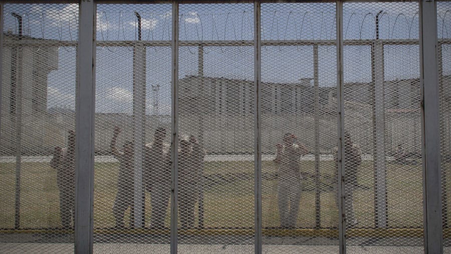 Una pelea entre reclusos deja 3 muertos en una cárcel de la Ciudad de México