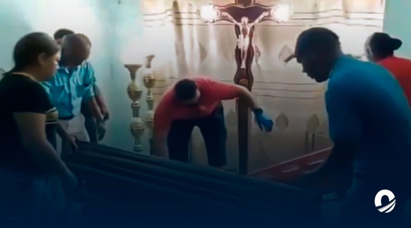 Mujer de 76 años revivió en su velorio