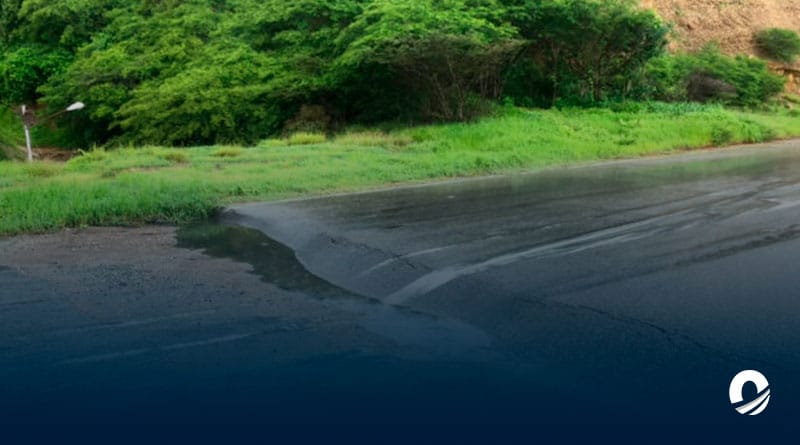 Restringen paso vehicular en un tramo de autopista en Anzoátegui
