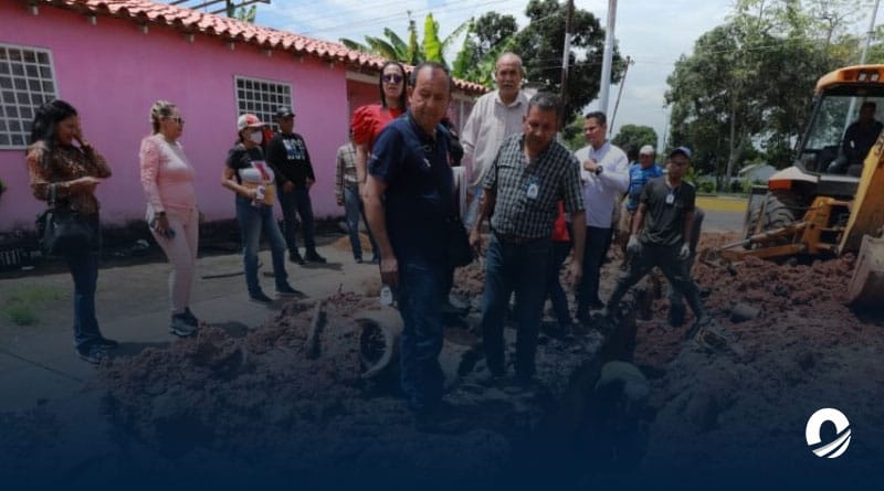 Sustituyen 40 metros de colector de aguas servidas en Villa Paraíso