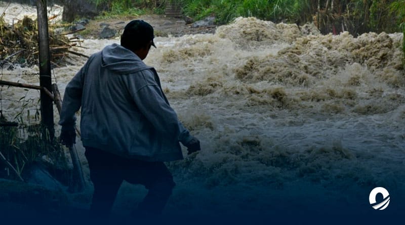 Al menos 90 muertos debido a fuertes lluvias e inundaciones en India