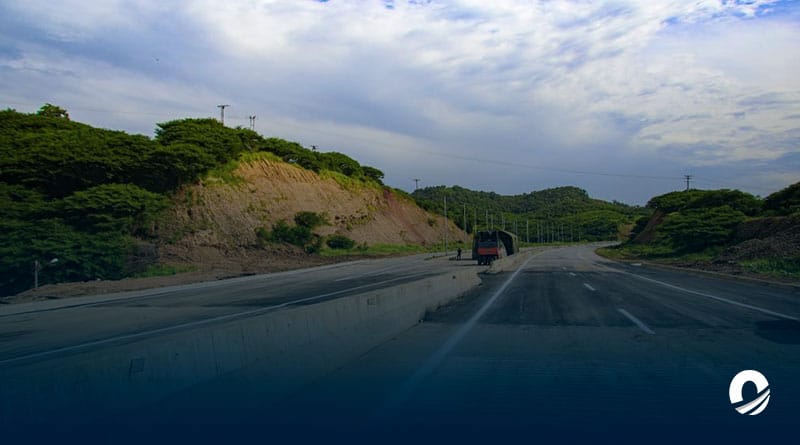 Gobernador del estado Anzoátegui entregó trabajos de rehabilitación en la Troncal 9