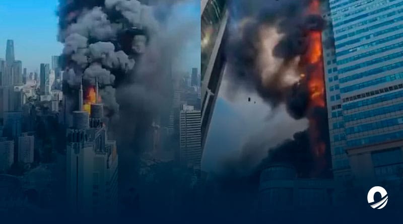 Edificio de oficinas se ardió en fuego en China