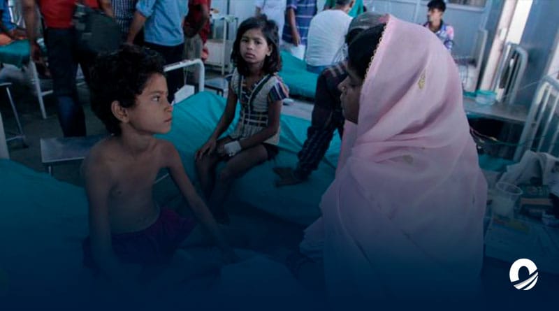 Intoxicación alimentaria en escuela de La India deja más de 100 niños hospitalizados