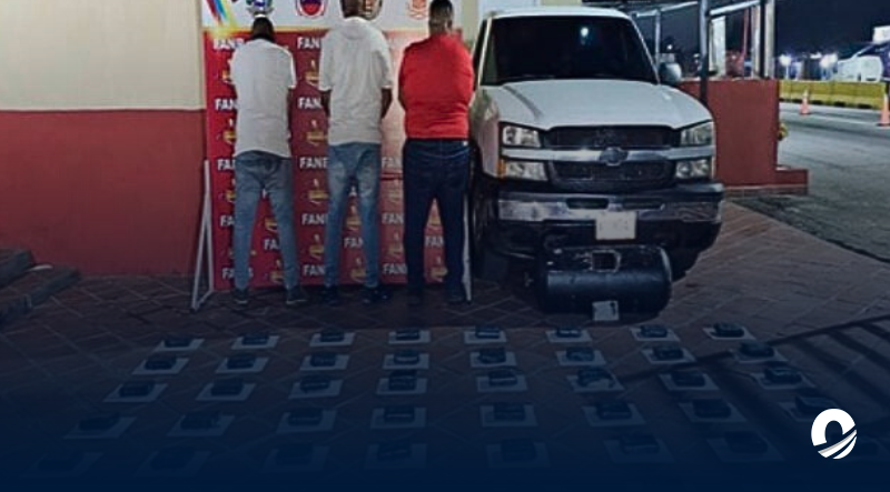 Tres sujetos fueron detenidos con 48 panelas de cocaína en Miranda