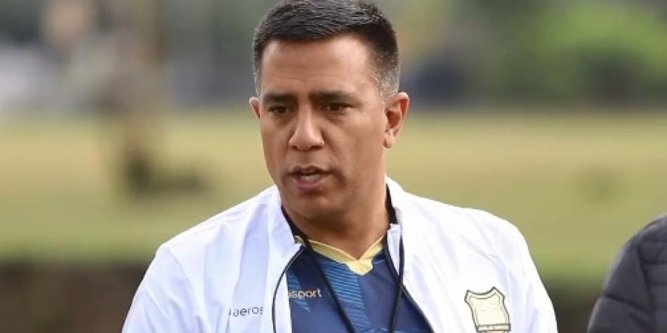 Cesar Farías renunció a la dirección técnica del Águilas Doradas