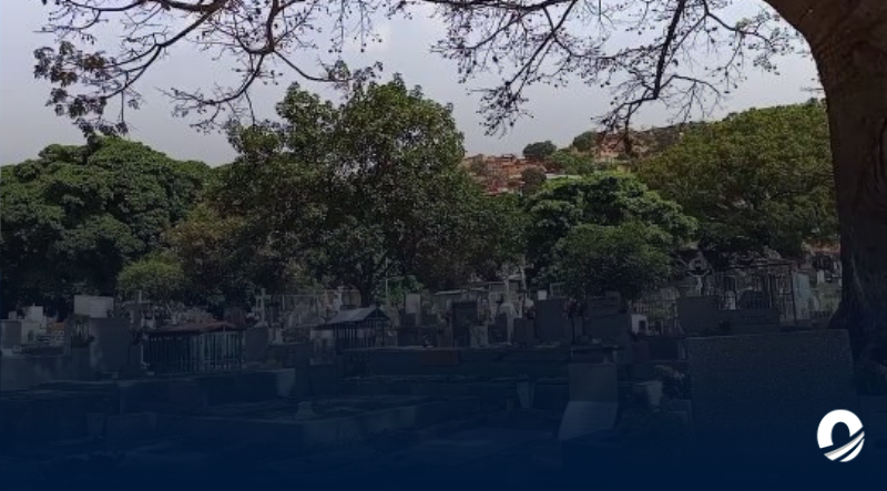 Jóvenes utilizaron una tumba como piscina en el cementerio general del sur de Caracas