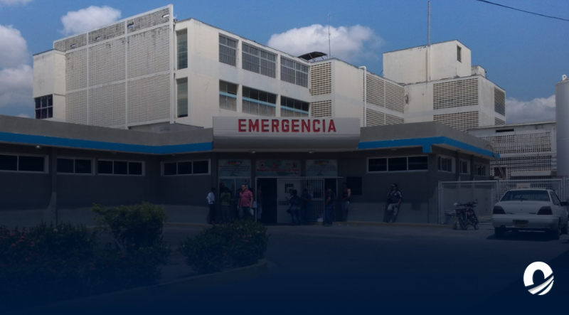 Una mujer resultó herida al caerle un tronco de un árbol mientras limpiaba su patio