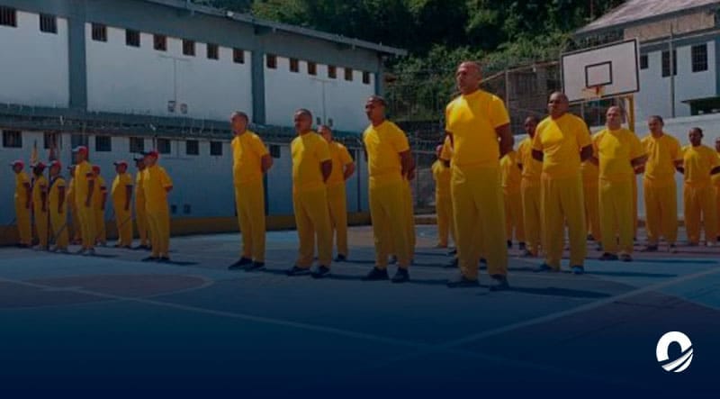 Ministro de Interior anunció plan para abordar las necesidades de la comunidad carcelaria