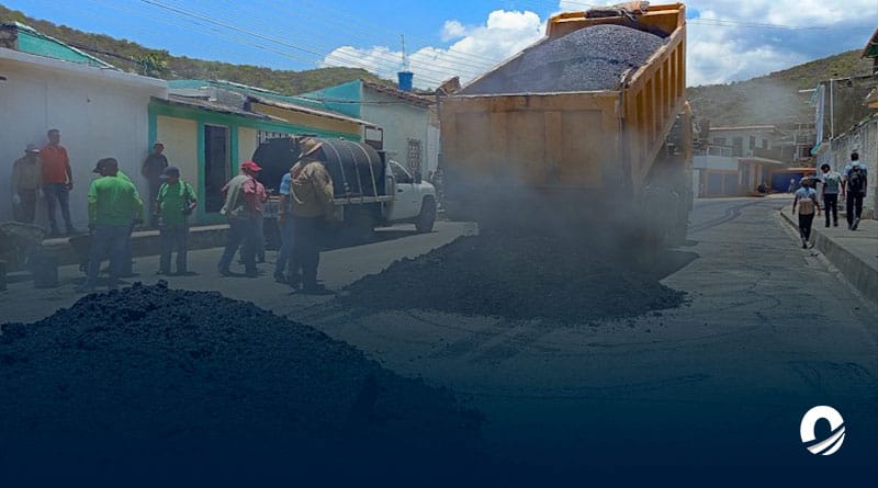 SUCRE | Autoridades iniciaron plan de asfaltado en el municipio Bermúdez