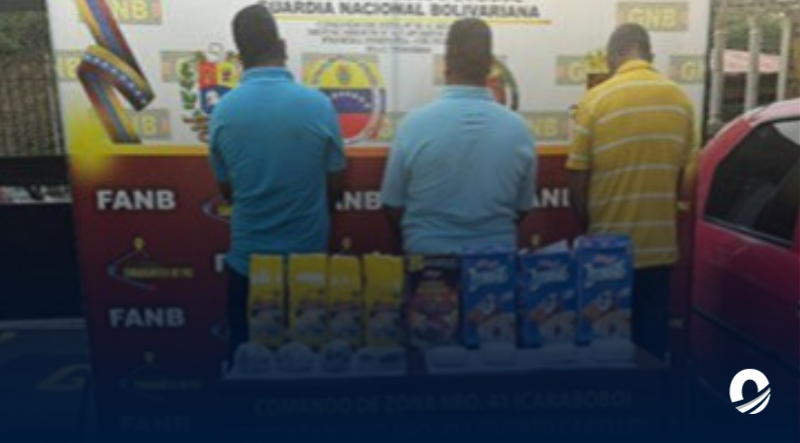 Detenidos hombres que transportaban sustancias ilícitas en empaques de comida
