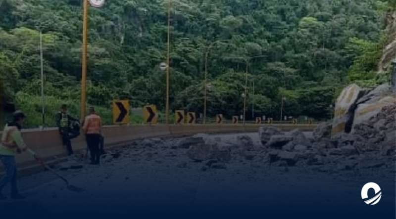 Adulta mayor murió al caerle una piedra mientras viajaba en un autobús hacia Tucacas