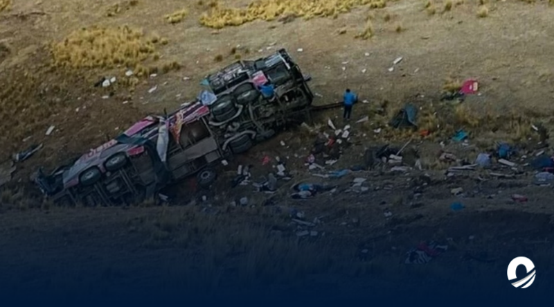 Perú: Autobús cayó al vacío y dejó 29 muertos
