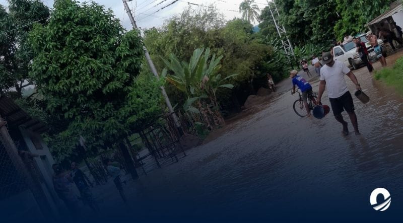 SUCRE | Viviendas y escuela afectadas por desbordamiento de quebrada en Botalón