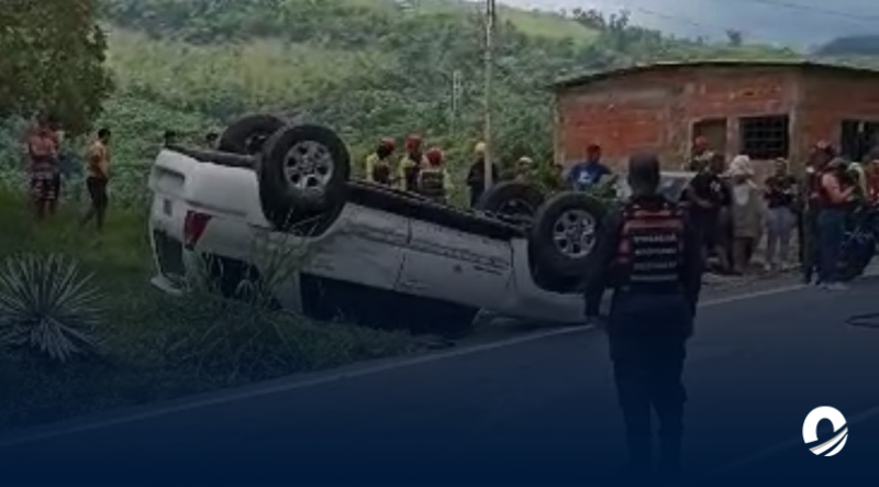 Reportaron Volvamiento de una camioneta en la carretera Cumaná-Puerto La Cruz