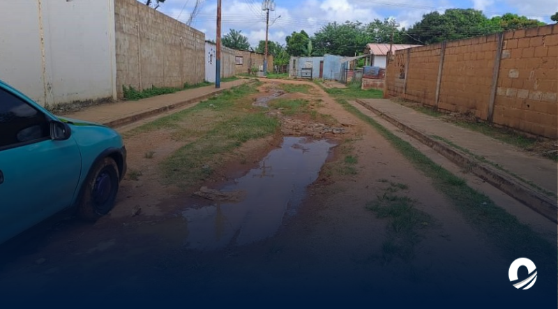 Anzoátegui | Habitantes de 12 de Mayo en Guanipa calman asfaltado en las calles