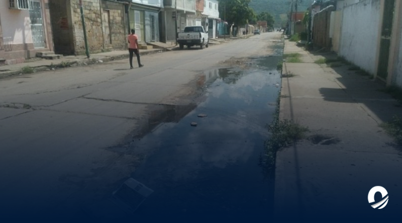ANZOÁTEGUI | Vecinos de Campo Claro pidieron solucionar problema de aguas negras