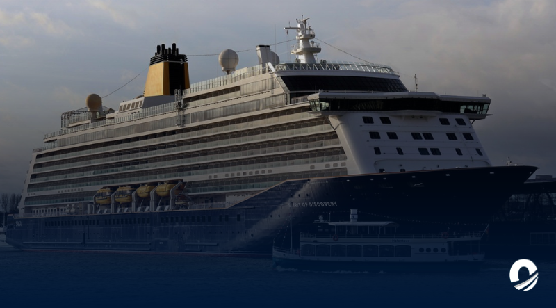 Ola de 10 metro golpeó un crucero y dejó un muerto y 100 heridos