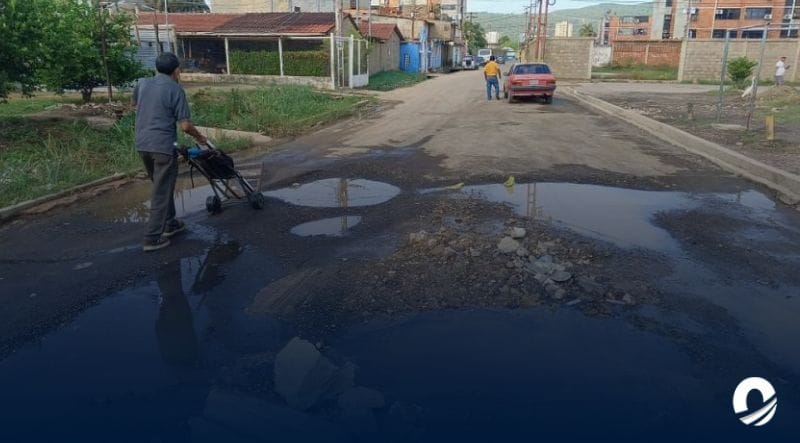 ANZOÁTEGUI | Residentes de Tumba de Bello denunciaron desbordamiento de aguas residuales y blancas