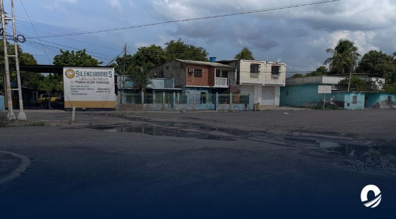 ANZOÁTEGUI | Vecinos de Guamachito exigieron la reparación de la avenida Las Palmeras