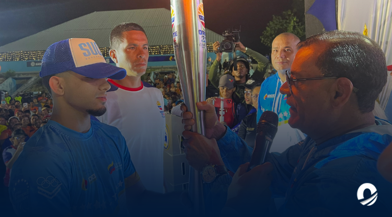 SUCRE | Fuego Patrio llegó a Sucre para marcar el inicio de los Juegos Deportivos Nacionales 2024