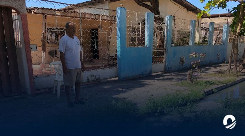 SUCRE | Residentes de la avenida Libertad llevan 15 años rodeados de aguas negras y maleza