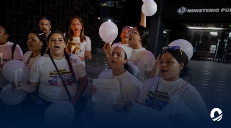 Familiares de presos políticos realizaron una vigilia frente al Ministerio Público en Caracas