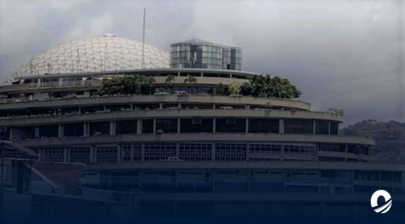 Familiares de presos en El Helicoide denunciaron suspensión de visitas