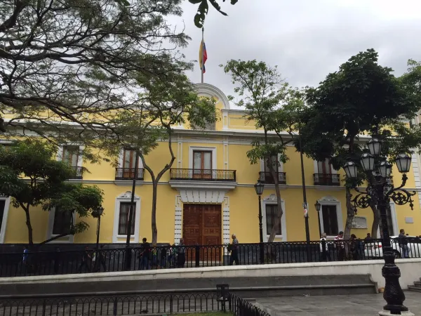 Venezuela y Panamá retomarán sus actividades consulares en los «próximos días»
