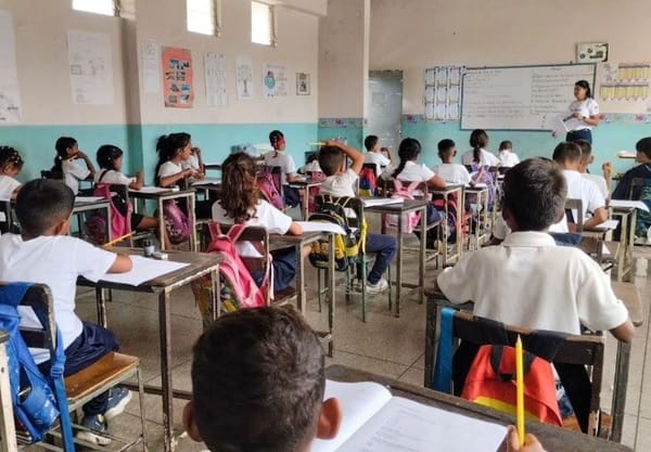Ministerio de Educación presentó propuesta para la materia de Ciencias Sociales