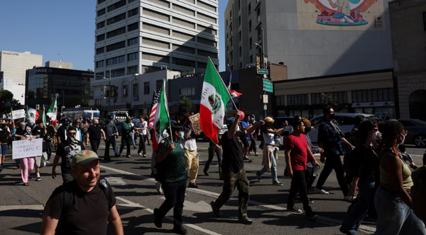 Protestas contra redadas migratorias se extendieron a varias ciudades de Estados Unidos