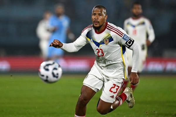 Venezuela cayó 2-0 ante Uruguay en Montevideo: continúa en zona de repechaje