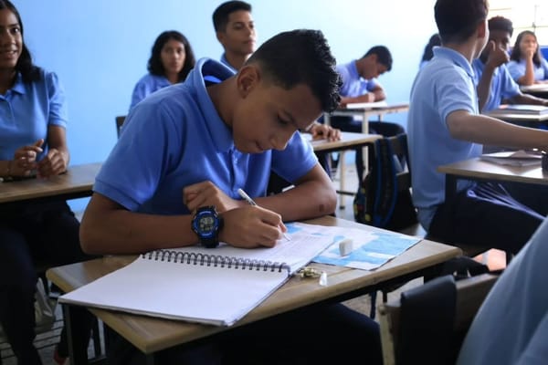 Ministerio de Educación informó que las clases en escuelas y liceos culminarán el 18 de julio