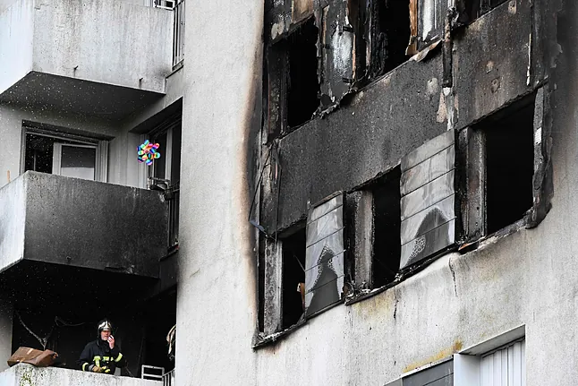Incendio en edificio residencial en Francia dejó cuatro fallecidos