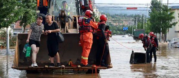 Lluvias e inundaciones dejaron más de 30 fallecidos en China