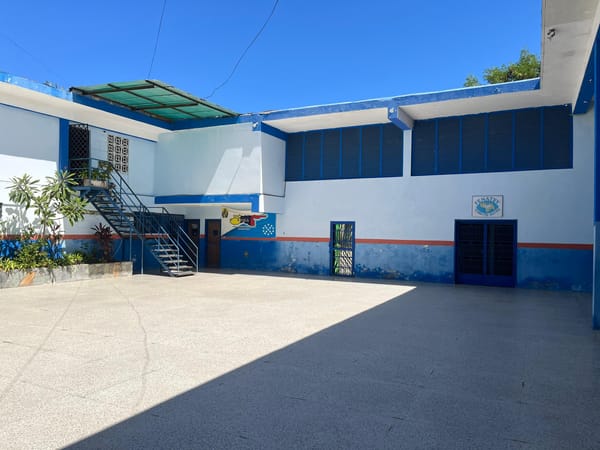 Sucre | Gremio magisterial denunció suspensión injustificada de sueldos a educadores en Sucre