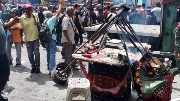 Deflagración de bombona de gas en local comercial de Catia dejó 19 heridos