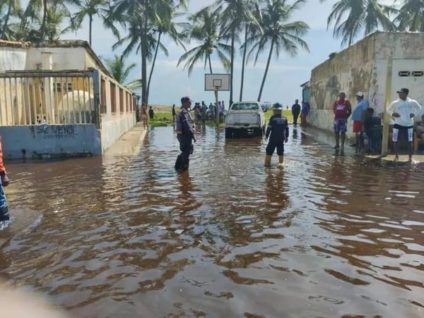 Desbordamiento del río Aroa en Falcón causó afectaciones en más de 80 viviendas